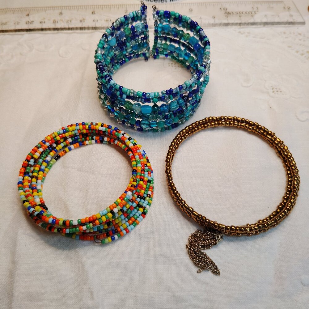 Lot of 3 Beaded Bracelets – Memory Wire & Cuff Styles